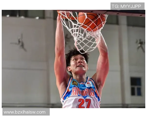 足球运动员看CBA:跨界球员对篮球赛事的兴趣 足球运动员看CBA:跨界球员对篮球赛事的兴趣