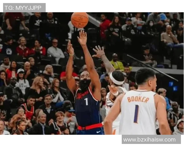 快船4连败!布克21+9格林伤退,科林斯高效爆发,哈登13+13全队最低 快船4连败!布克21+9格林伤退,科林斯高效爆发,哈登13+13全队最低